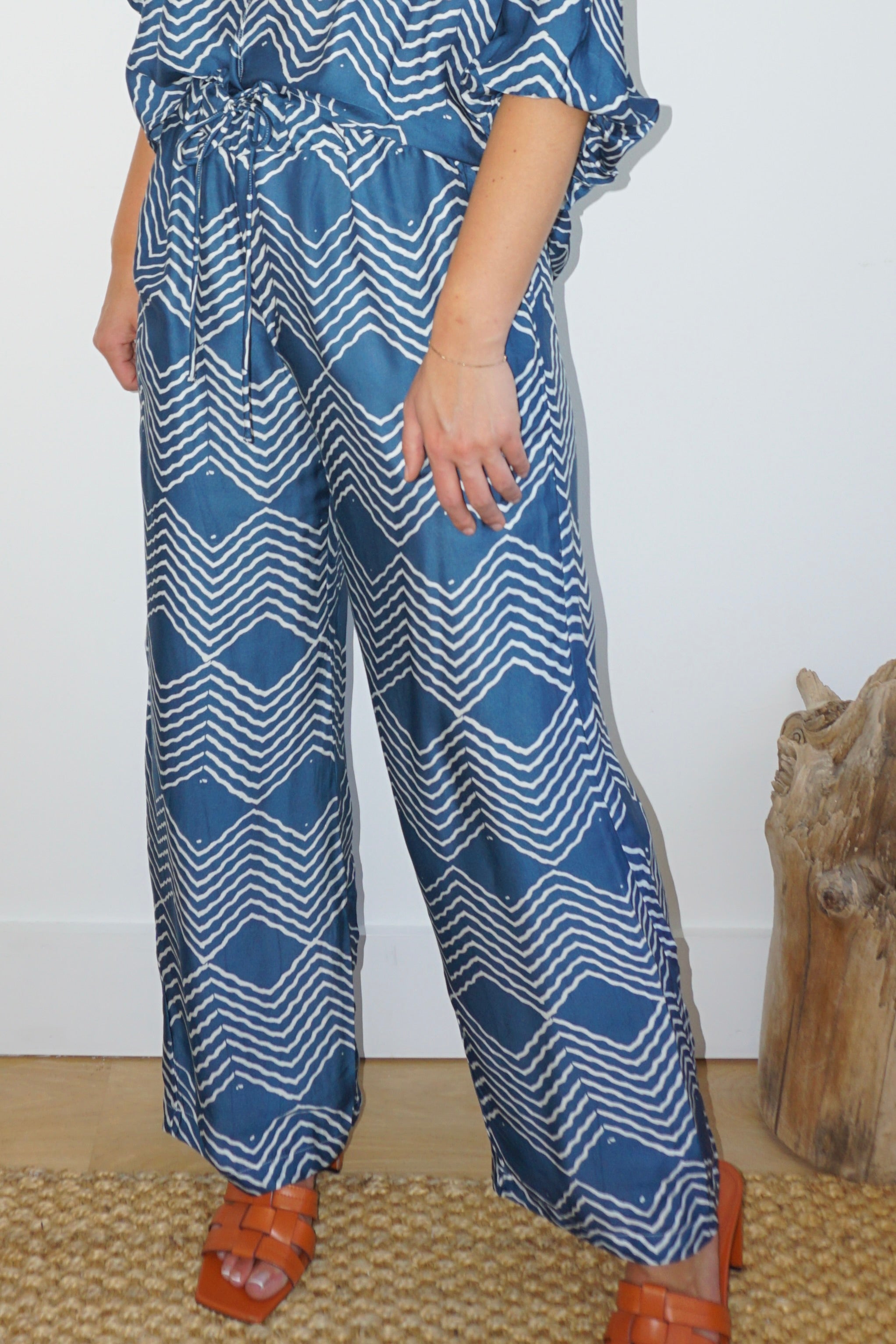 Scottie Pant in Andes Navy