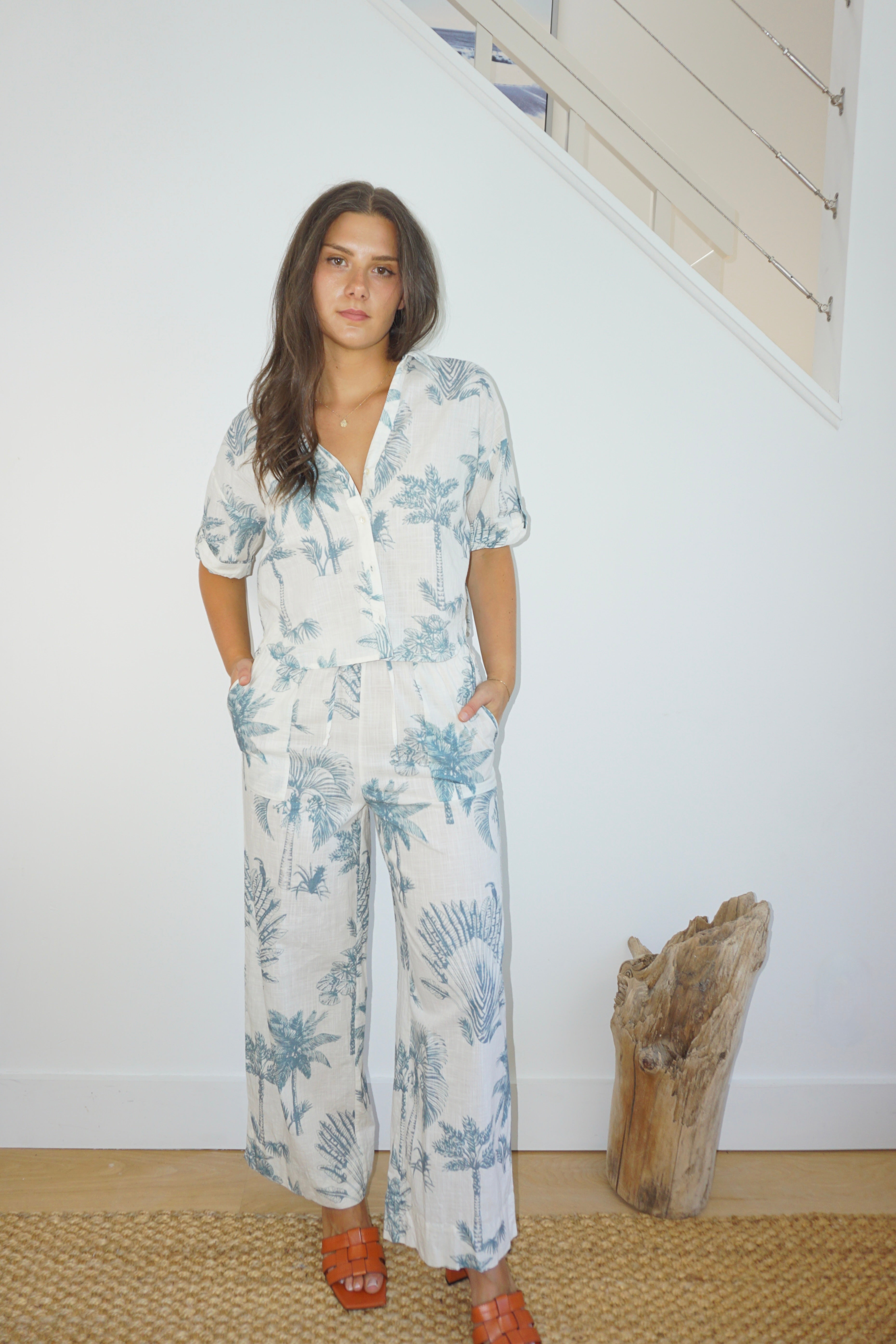 Cali Cropped Shirt in Faded Teal Palms