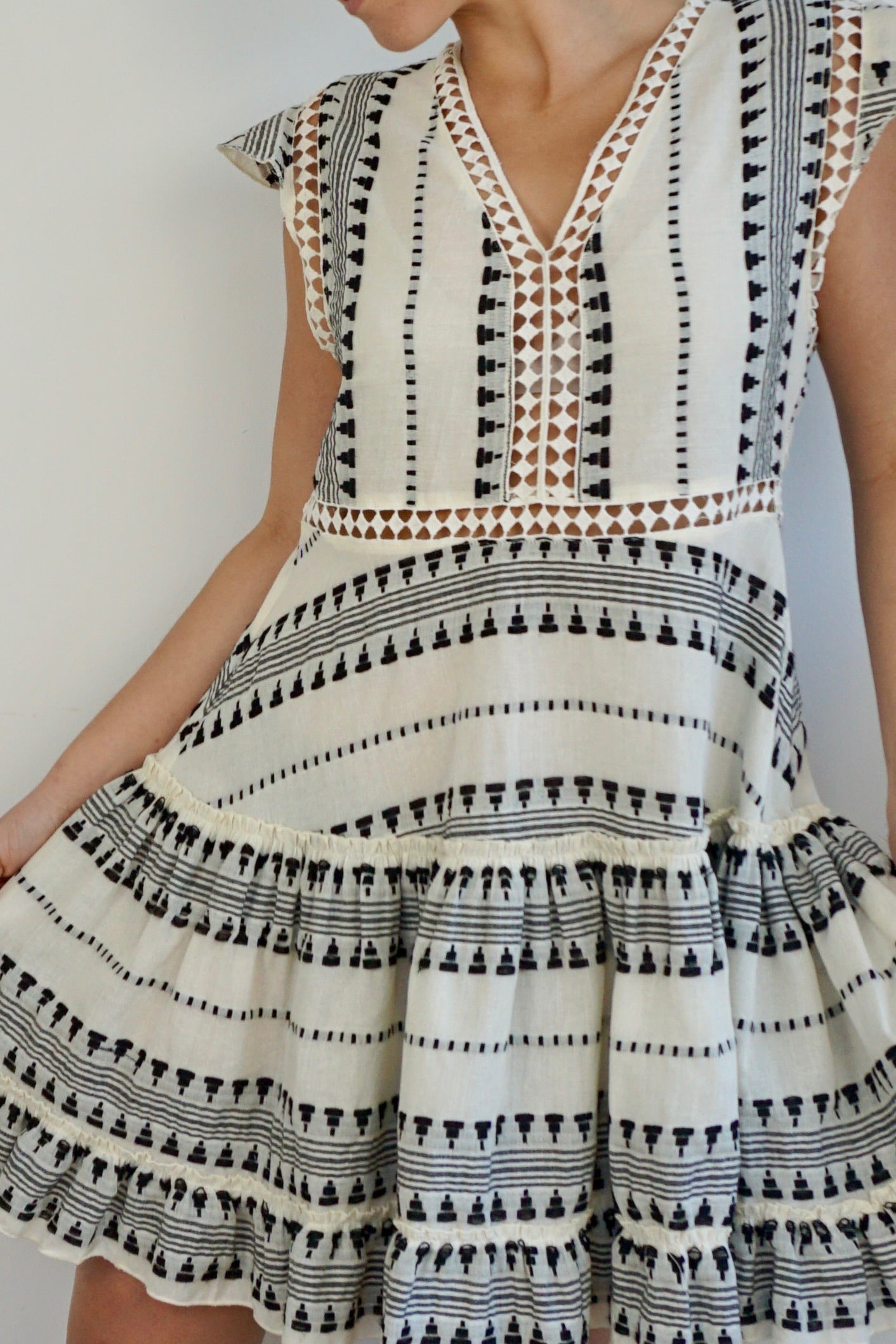 Shayna Woven Mini Dress - Black/Cream