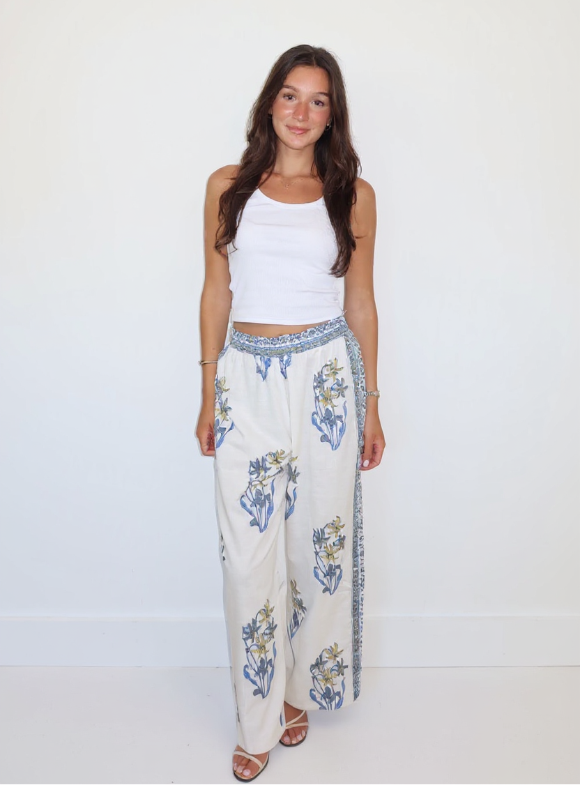 Debbie Beach Pant in Blue Lily