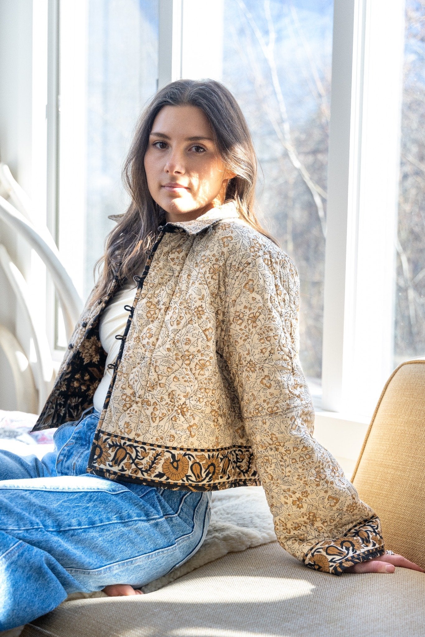 Della Reversible Quilted Jacket in Black Jacobean
