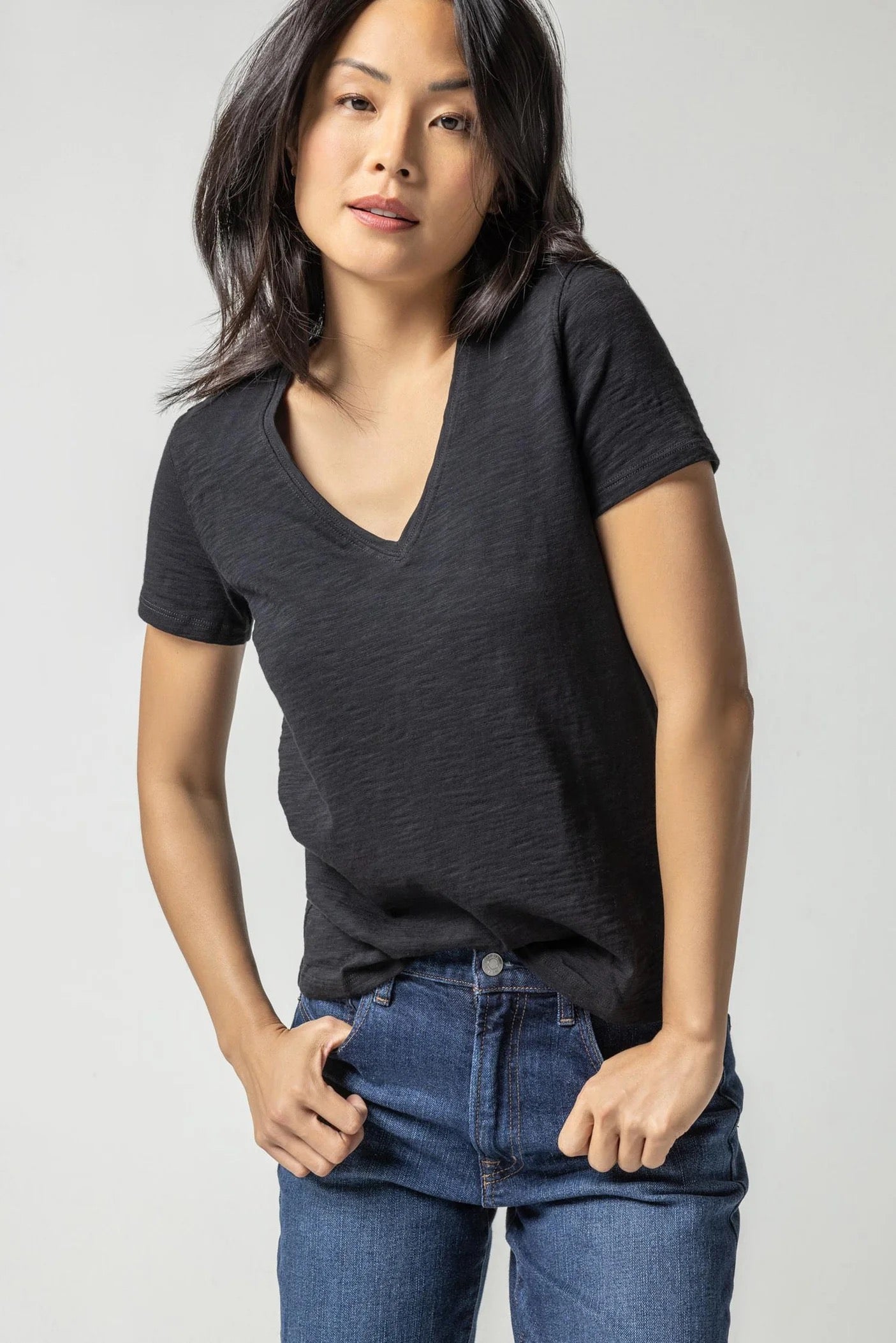 Lilla P V-Neck Short Sleeve Back Seam Tee