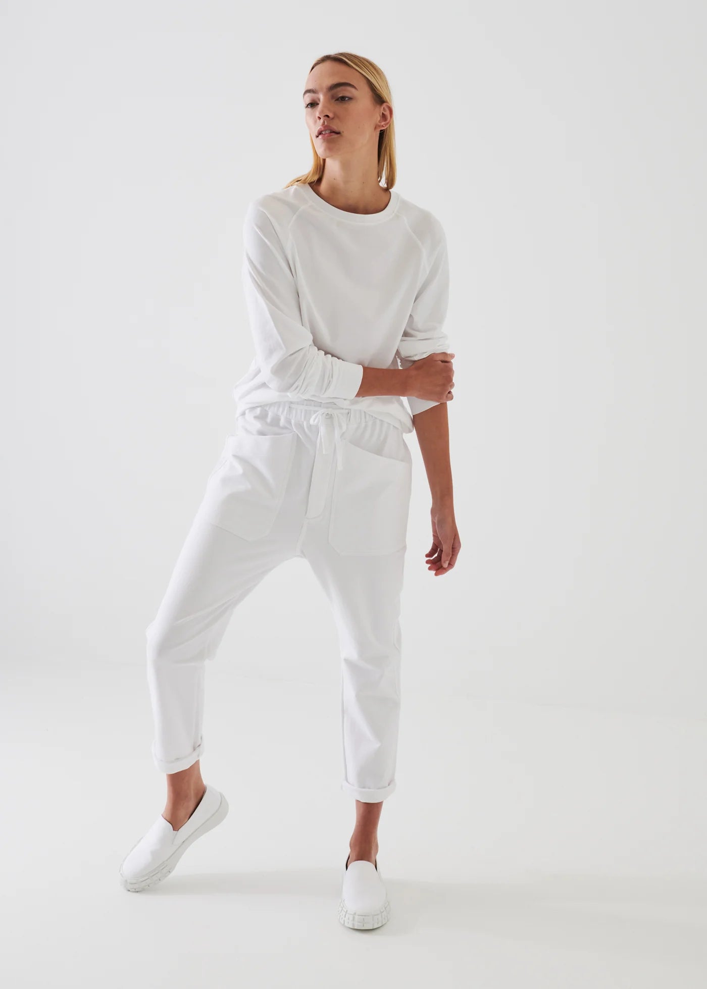 Oversized Raglan Sweatshirt