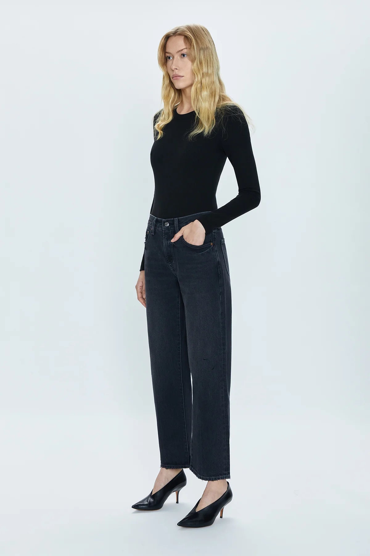Pistola Lexi Mid Rise Bowed Straight