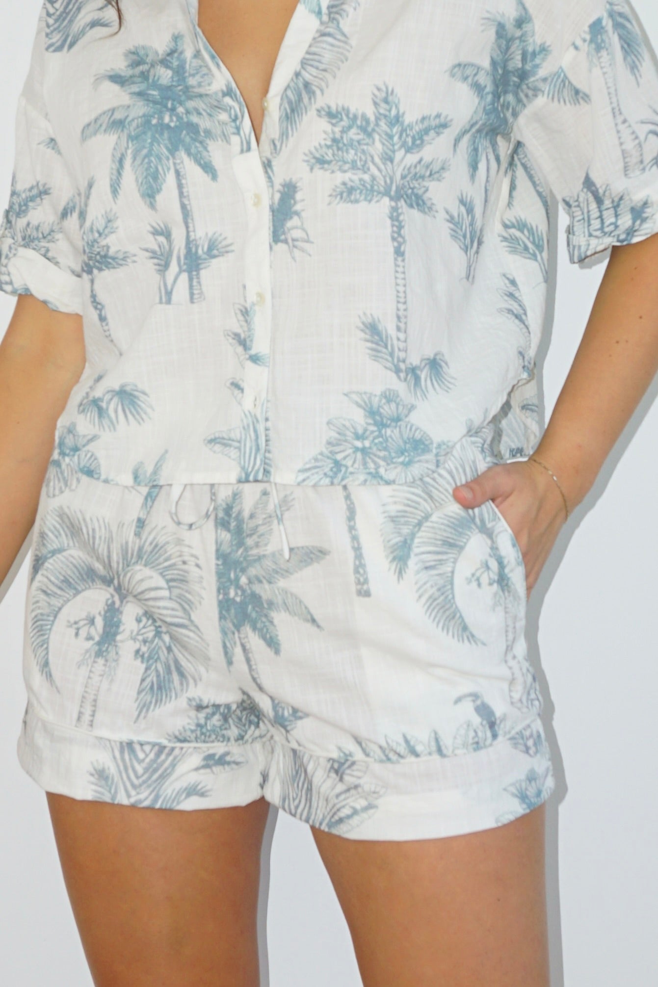 Polly Short in Faded Teal Palms