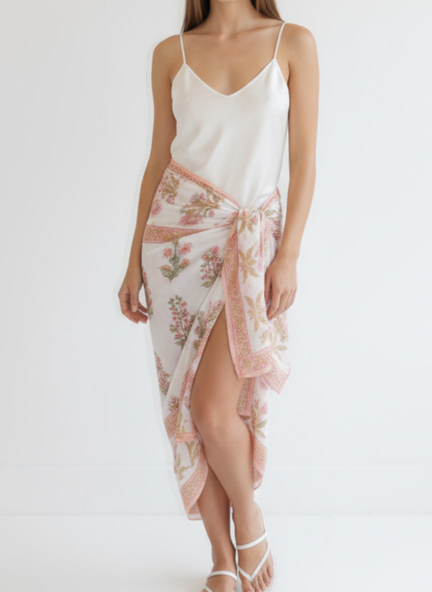 Petal Poise Pareo