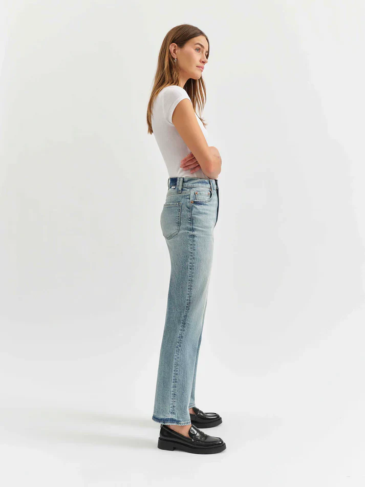 Sundaze High Rise Straight Jean