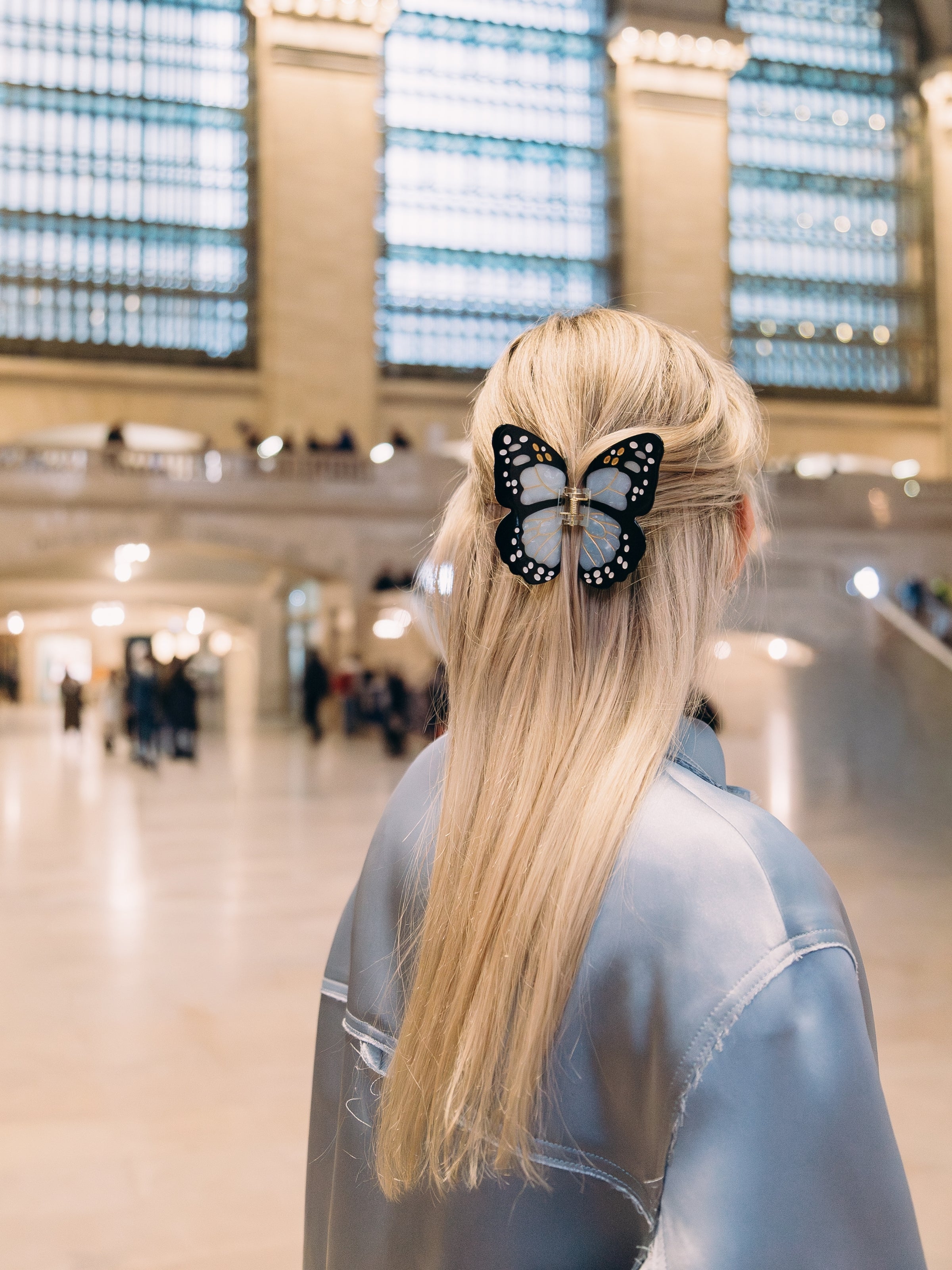 Hand Painted Boho Monarch Claw Hair Clip - Baby Blue