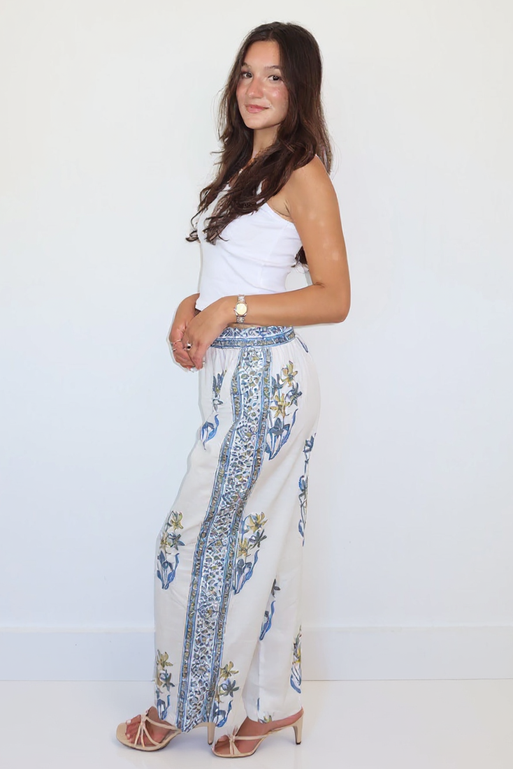 Debbie Beach Pant in Blue Lily