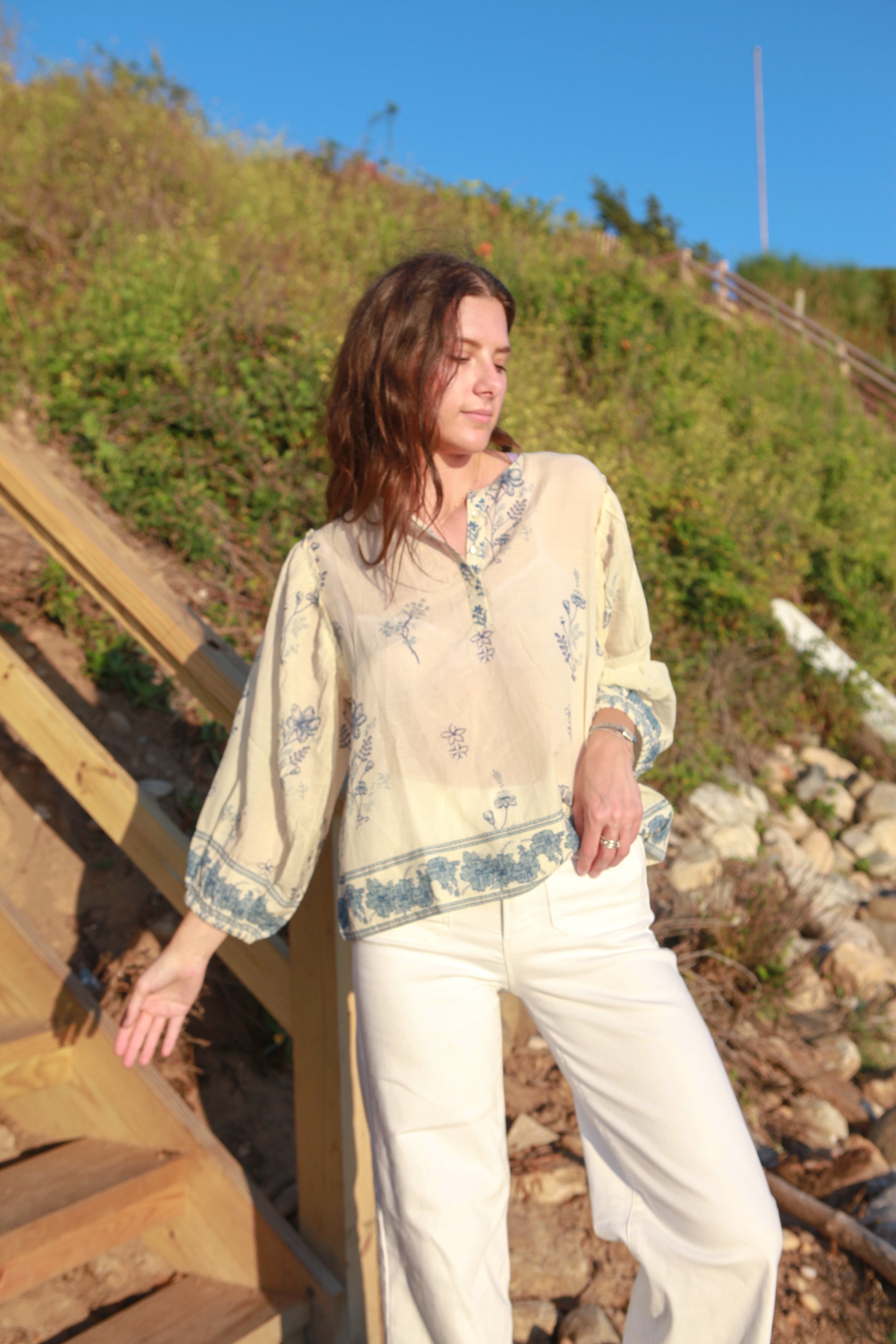 Jolie Top in Sea Spray Floral