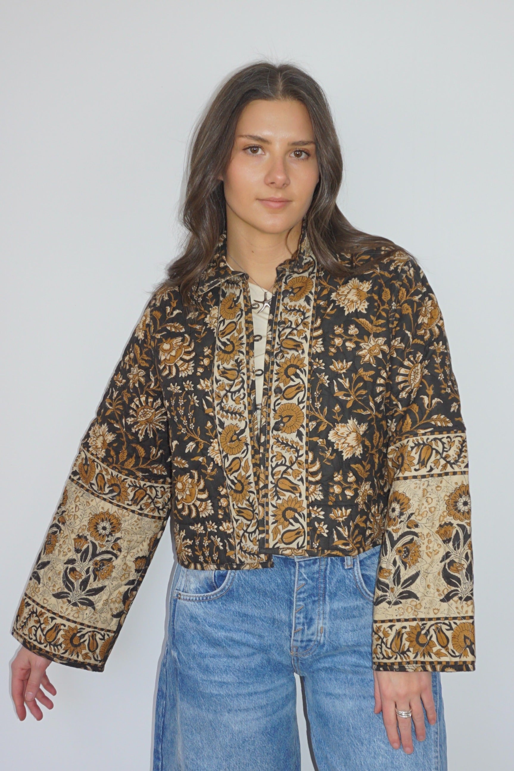 Della Reversible Quilted Jacket in Black Jacobean
