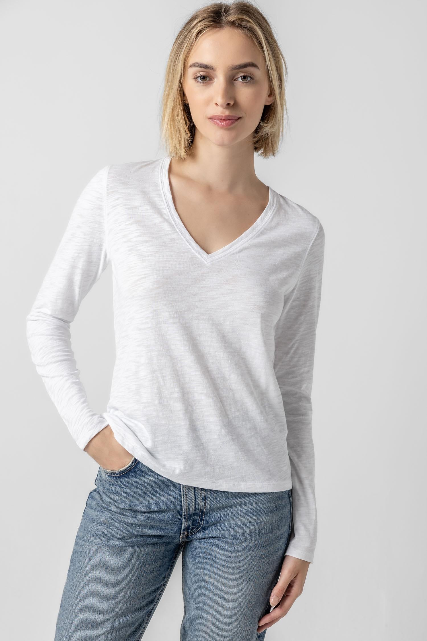 Full Sleeve Slub Knit V-Neck - White