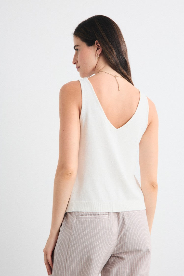 Yakira Top in Ecru