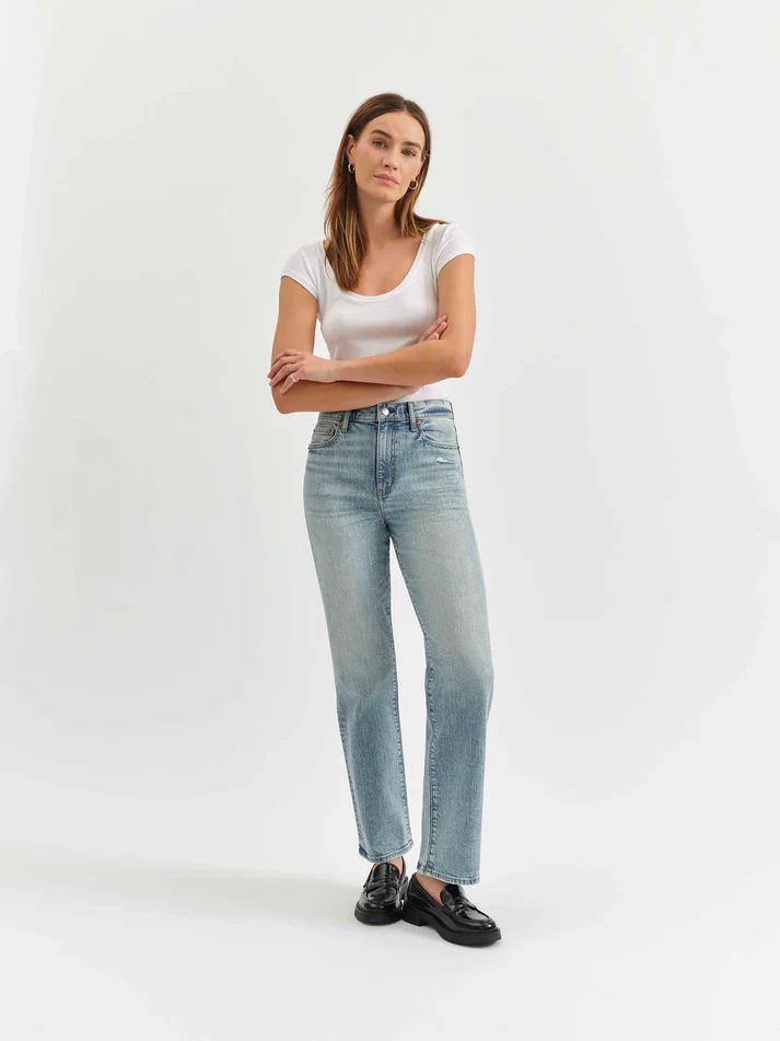 Sundaze High Rise Straight Jean