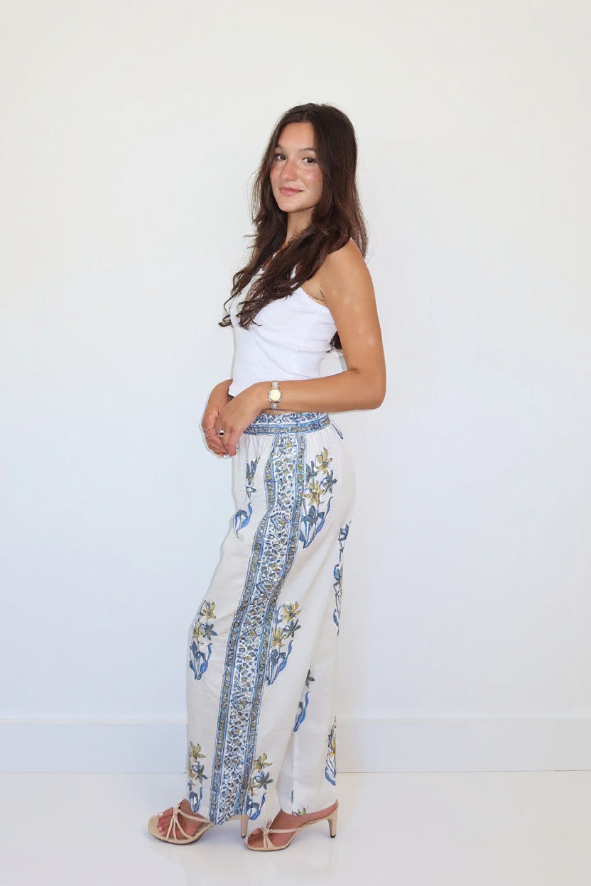 Debbie Beach Pant in Blue Lily