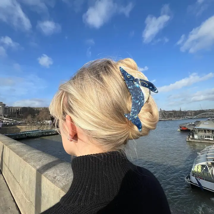 Blue Whale Claw Clip